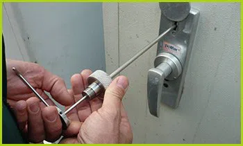 Expert Locksmith Services Pasadena, CA 626-264-9918 - 15-emergency-locksmiths